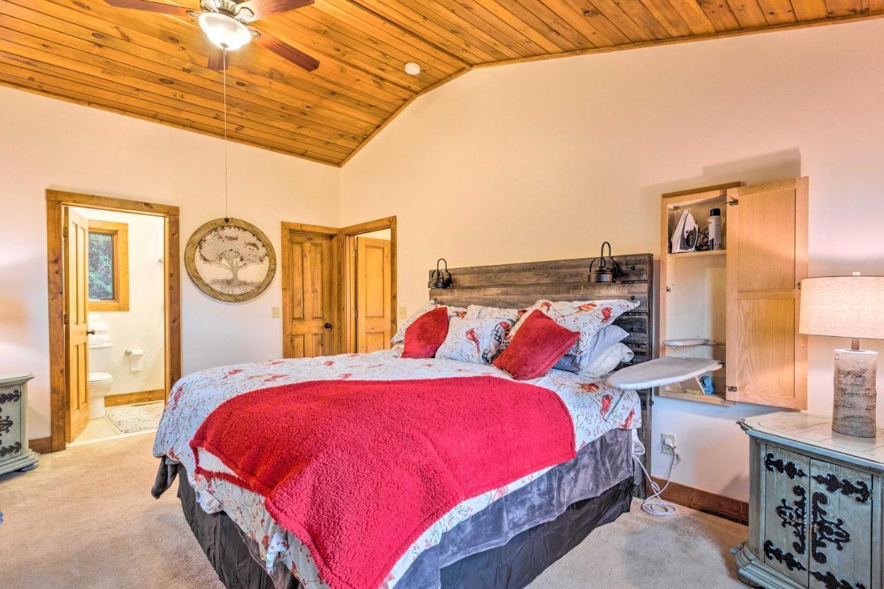 Mountain Cabin With Fire Pit, Walk To Golf And Fishing Vilas エクステリア 写真